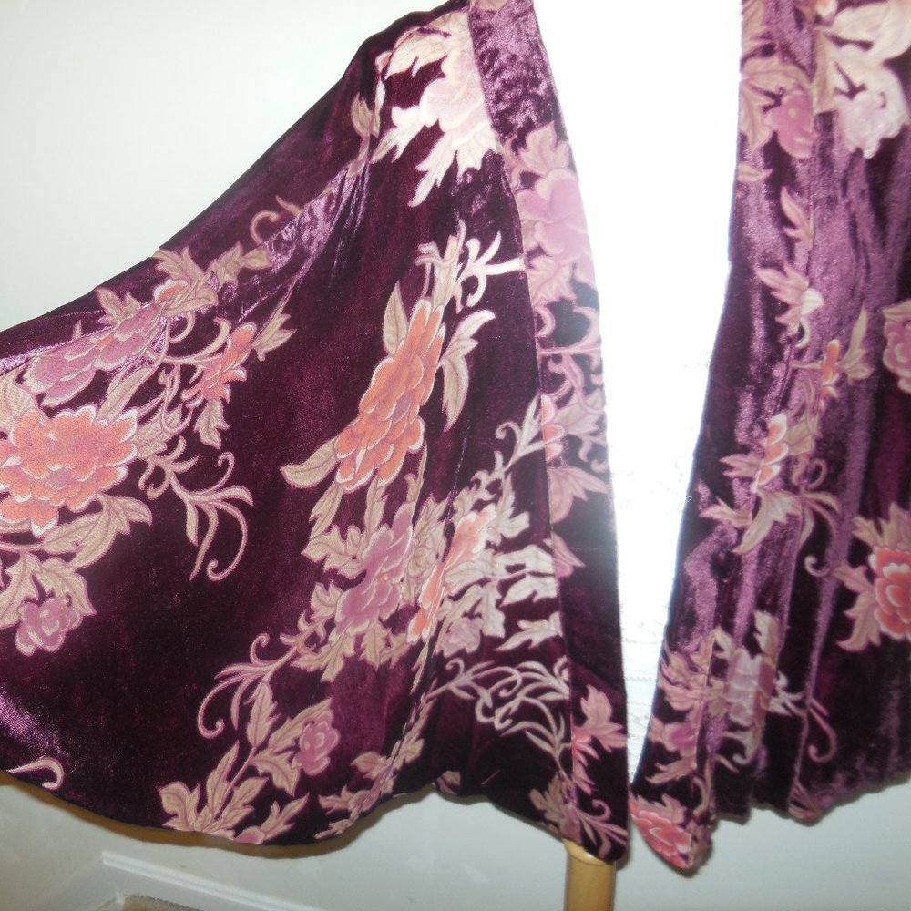 Velvet Kimono MEDIUM NWT Jacket Cardigan Floral Shrug Medium